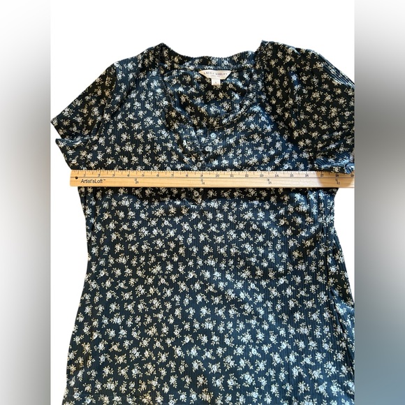 Laura Ashley floral cottagecore Soft Short Sleeve Top/Shorts Pajama Set Sz: L - Picture 10 of 16